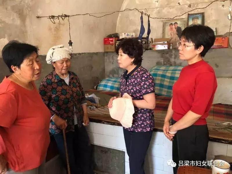 临县小巷深处的秘密，13岁女孩的探店之旅