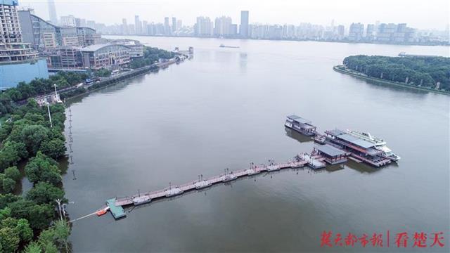 武汉洪峰最新情况,武汉洪峰最新情况，科技巨浪，守护江城安全