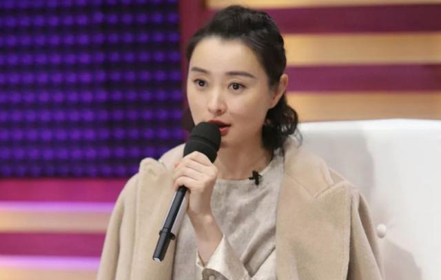 演员吴越探寻小巷美食宝藏之旅
